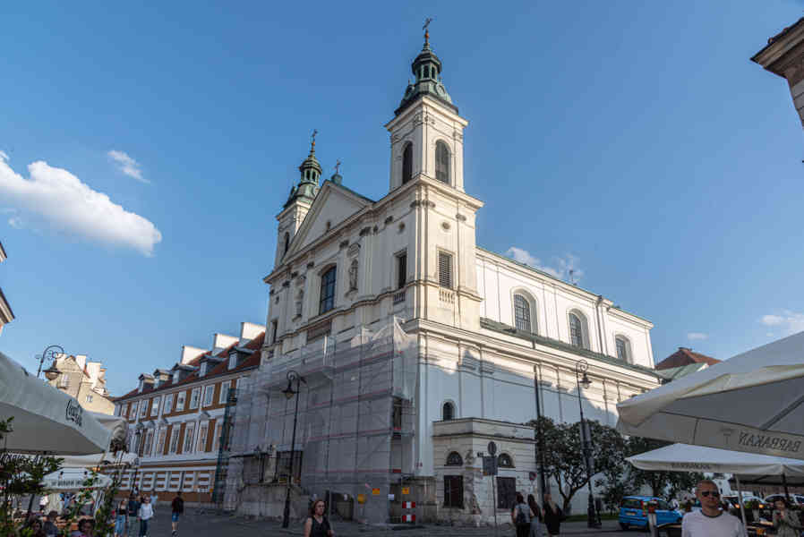 Polonia - Varsovia 089 - iglesia del Espíritu Santo.jpg